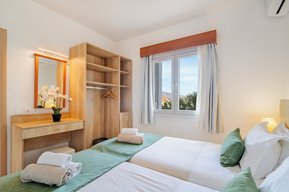 Grand Apartment, 2 Bedrooms thumbnail 5