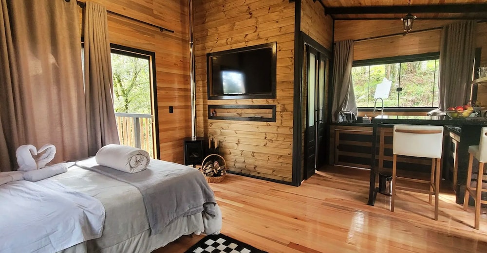 Chalet, Mountain View photo 1