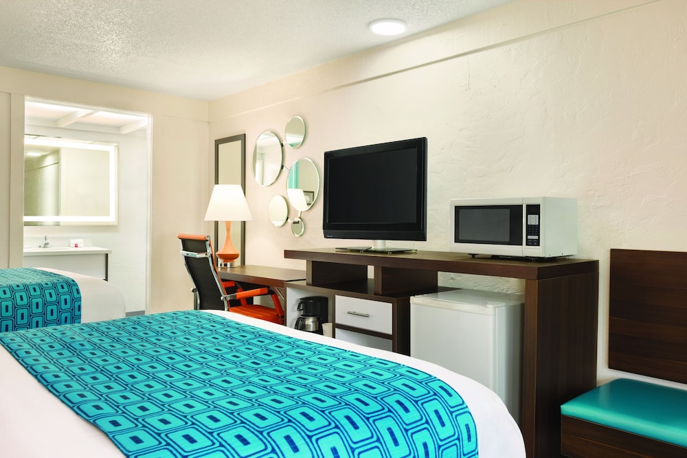 Deluxe Double Room, 2 Double Beds - Photo 3