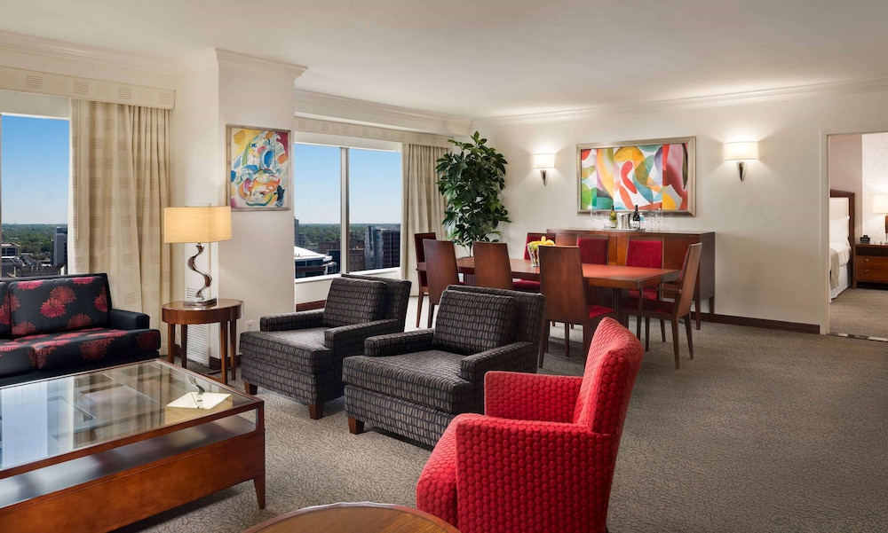 Presidential Suite, 1 King Bed, City View photo 3