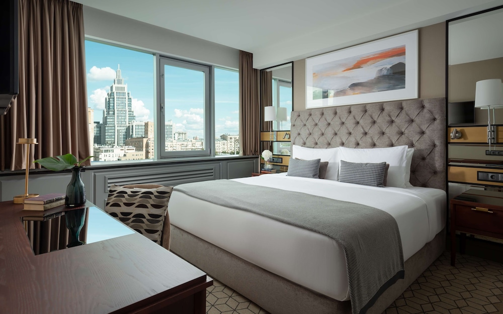 Suite, 1 Bedroom photo 1
