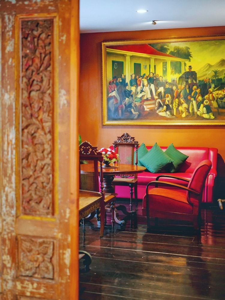 Raden Saleh Suite - Photo 4