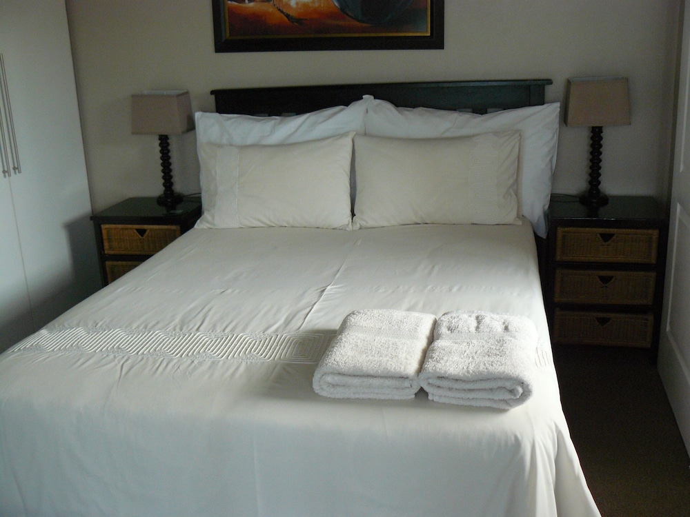 ROOM 6 Luxury photo 1