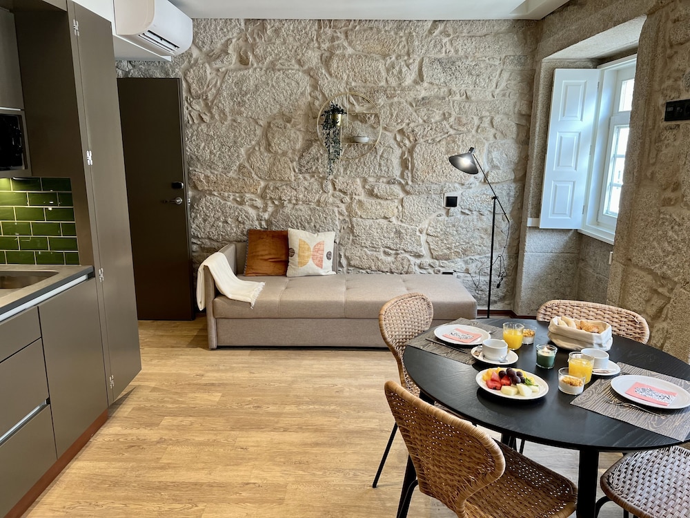 Apartment - Photo 4