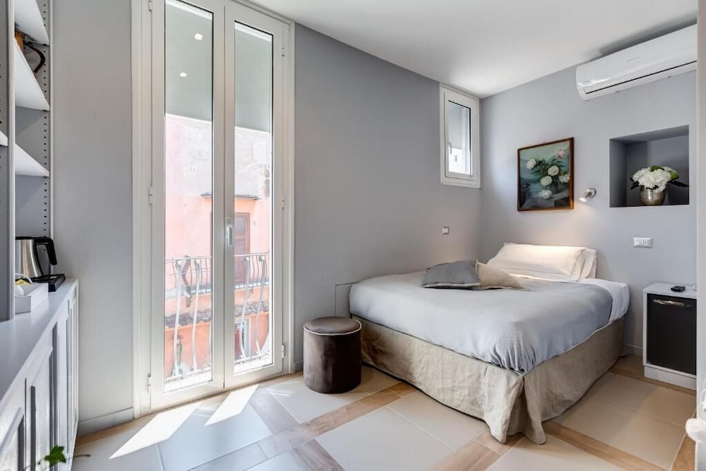 Basic Room