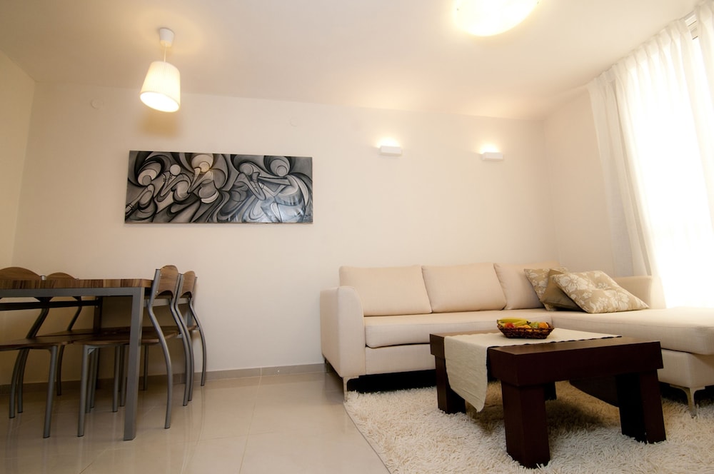 Apartment, 2 Bedrooms photo 2