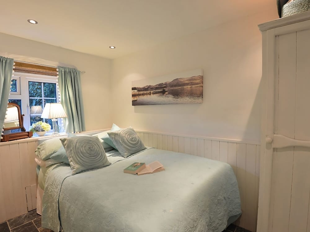 Cottage photo 2