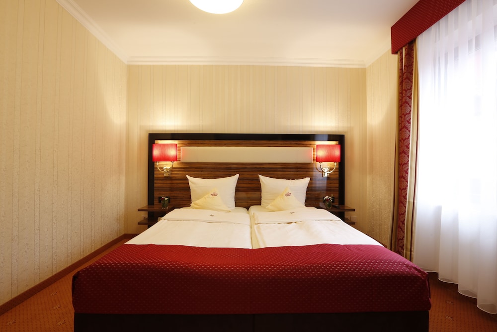 Superior Double Room (for more than 3 rooms restrictions will apply/ Extra fees) photo 2