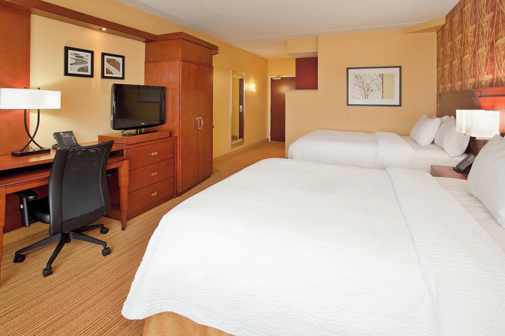Room, Multiple Beds photo 3