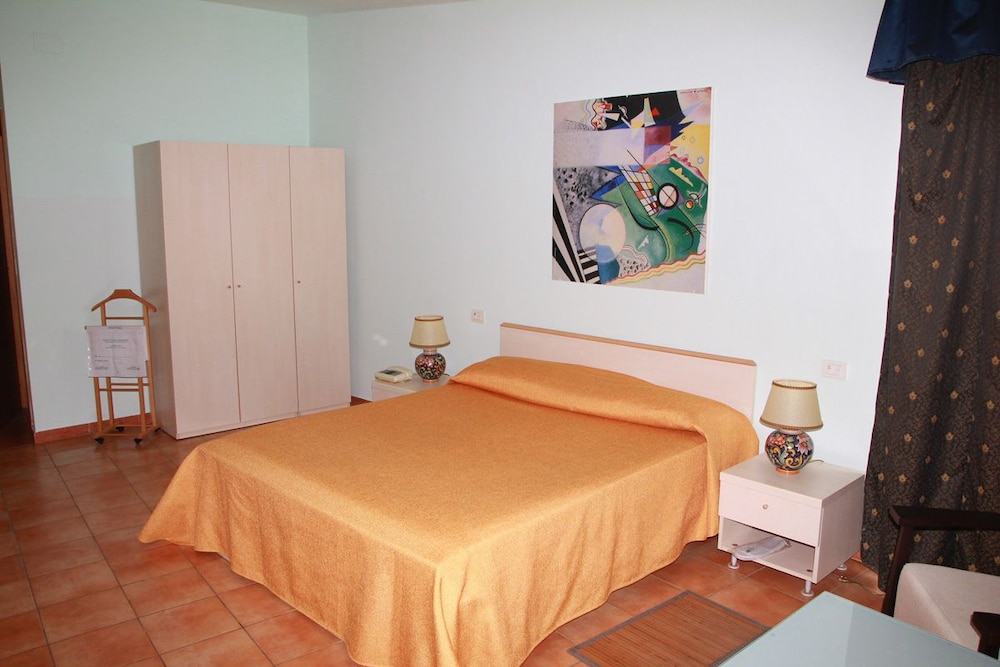 Classic Double Room, Sea View photo 3