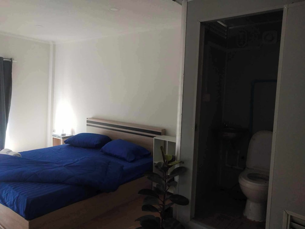 Family Apartment photo 2