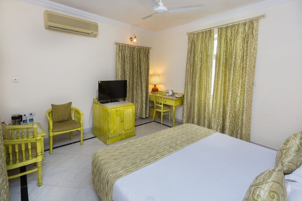 Superior Room - Photo 17