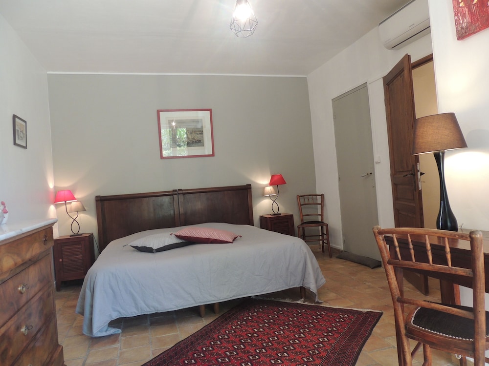 Deluxe Double Room, Private Bathroom, Garden View ( Orange) photo 1