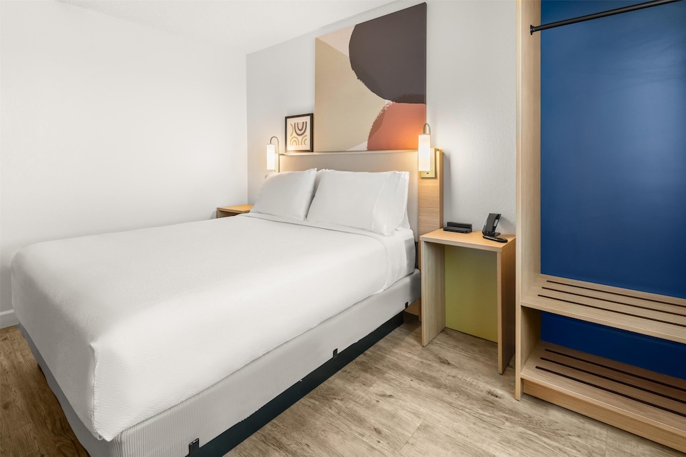 Room, 1 Queen Bed - Photo 2