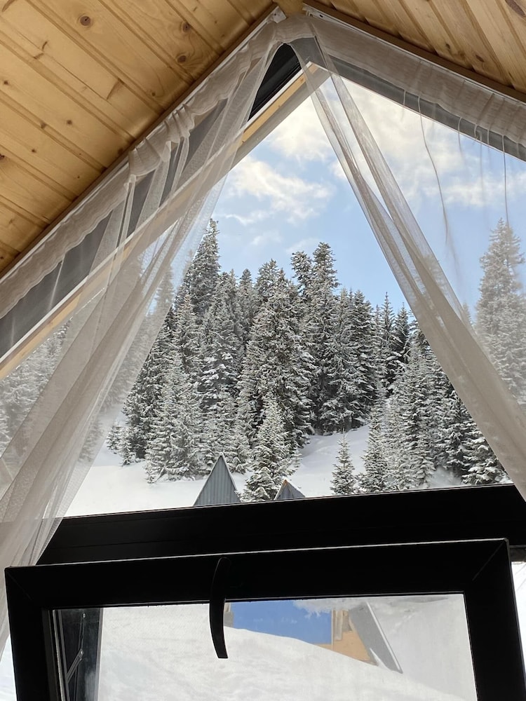 Double Room, Balcony, Mountain View