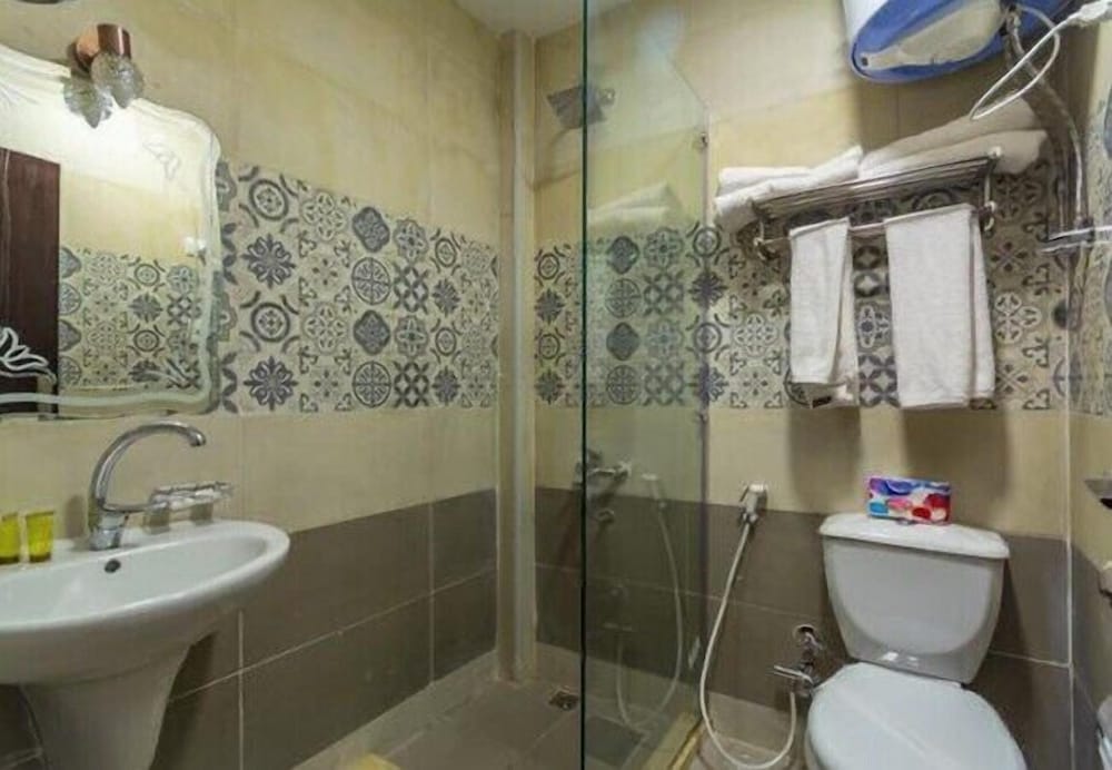Luxury Double or Twin Room photo 2