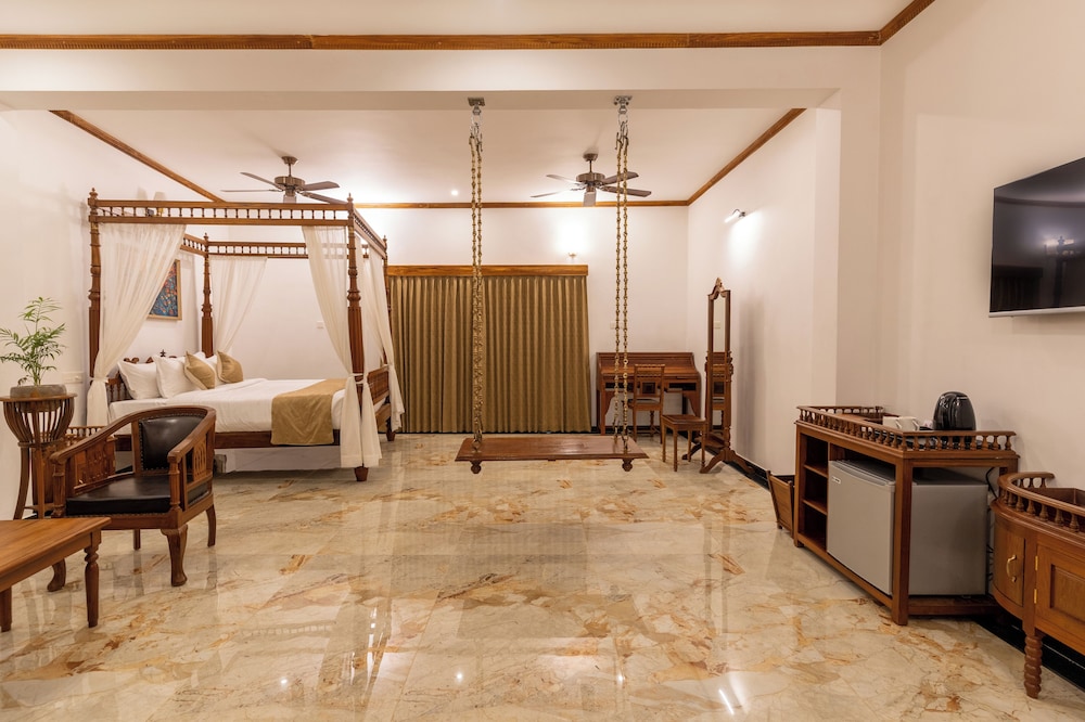 Classic Suite, City View