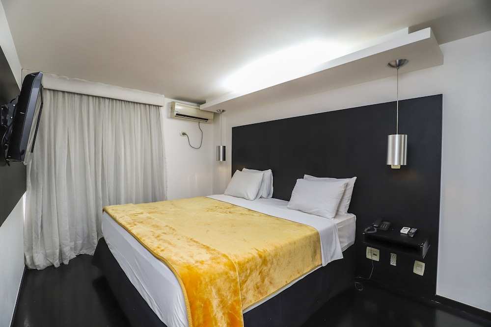 Deluxe Suite, 1 Double Bed - Photo 16