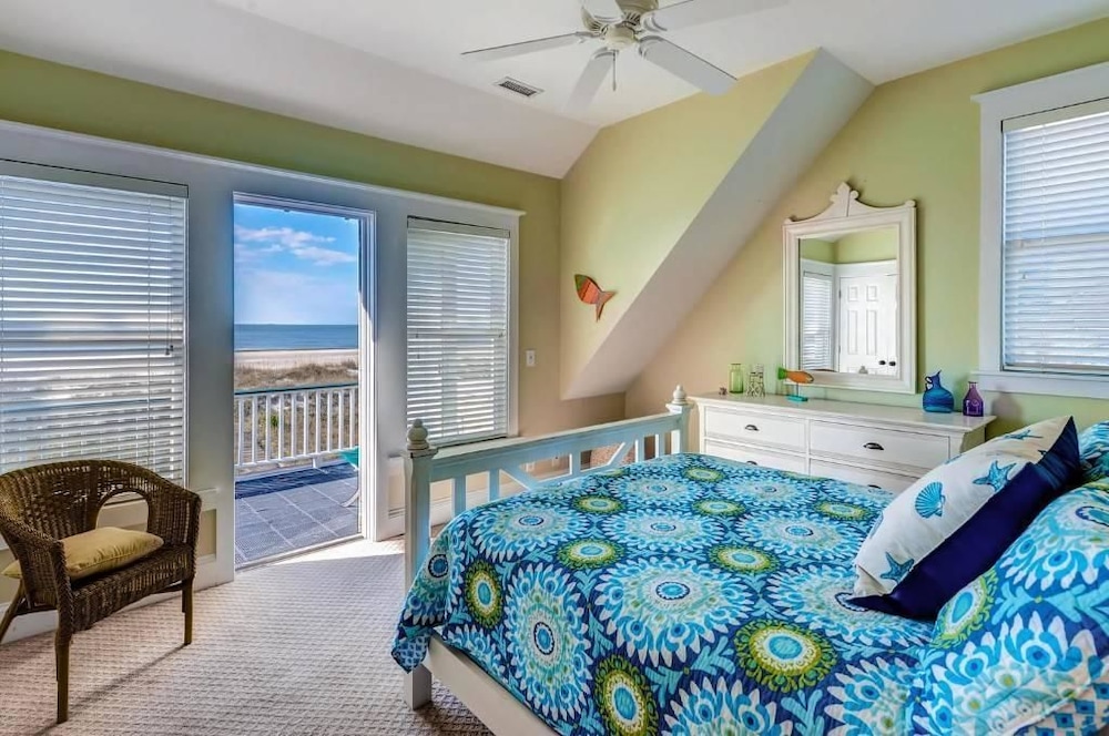 Family House, 4 Bedrooms, Ocean View, Sea Facing photo 3
