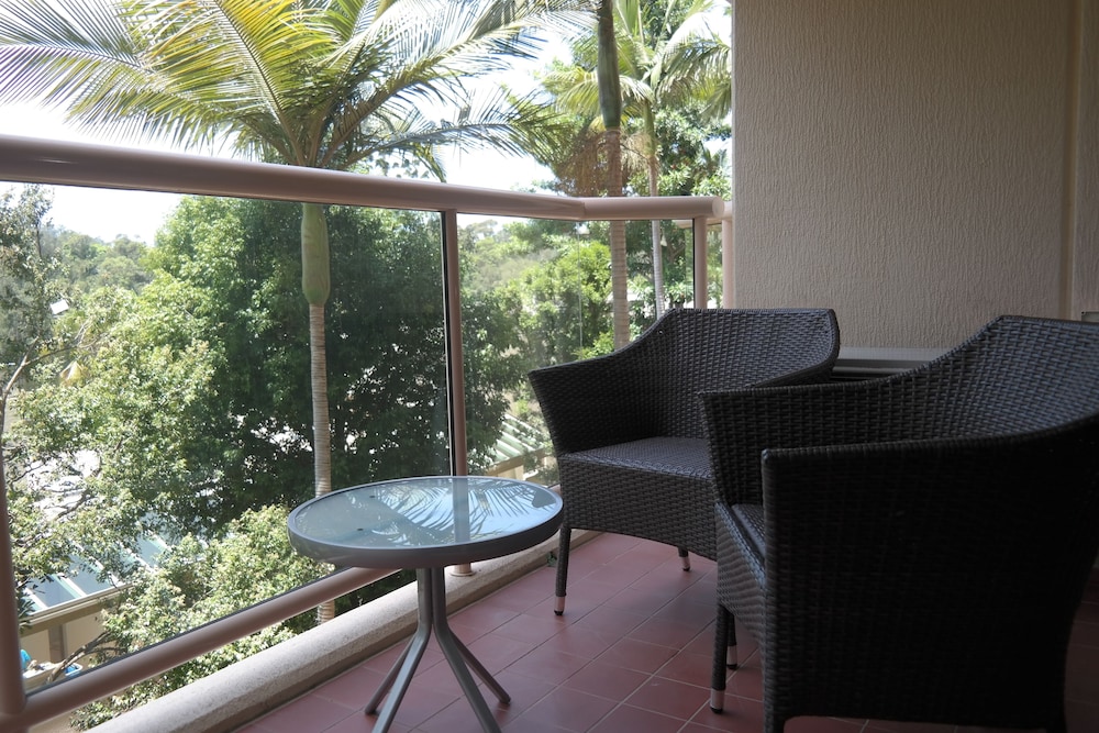 Standard Two Bedroom Apartment photo 3