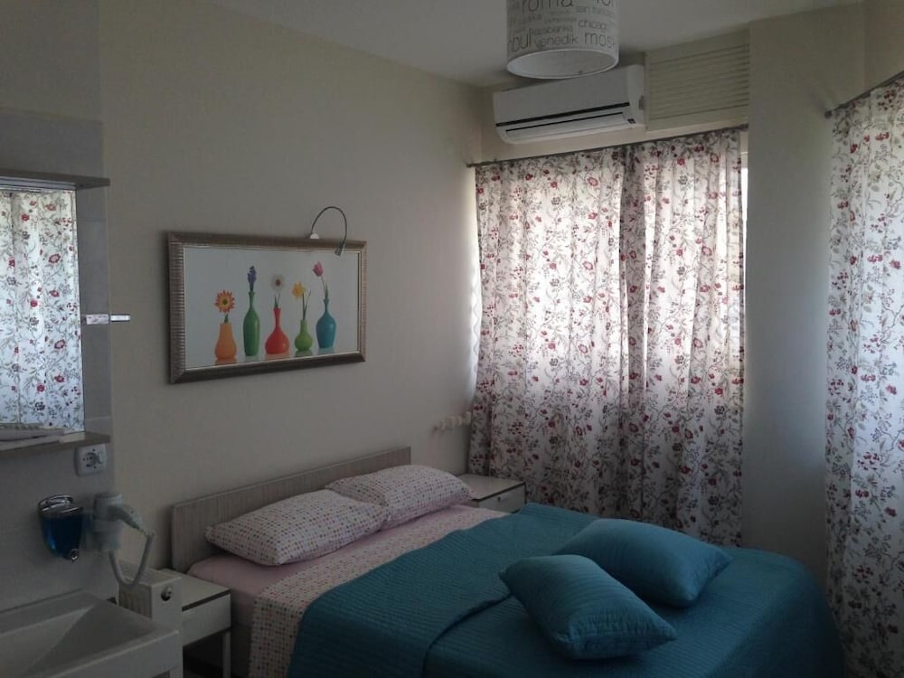 Family Apartment, 2 Bedrooms photo 1