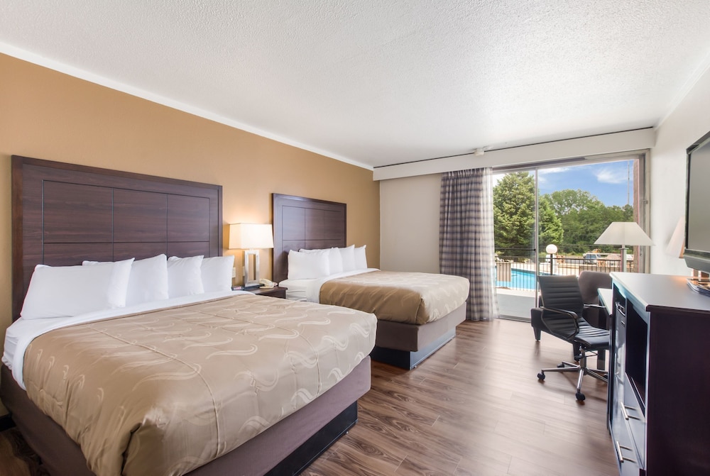 Basic Double Room, 2 Queen Beds, Smoking photo 1