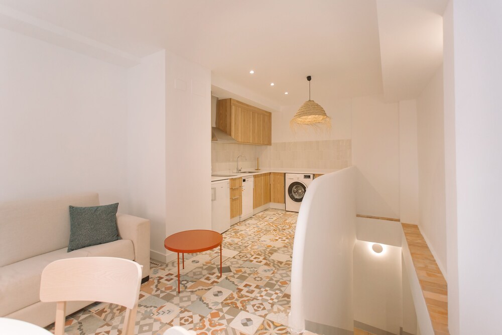 Comfort Duplex, Ensuite - Photo 18