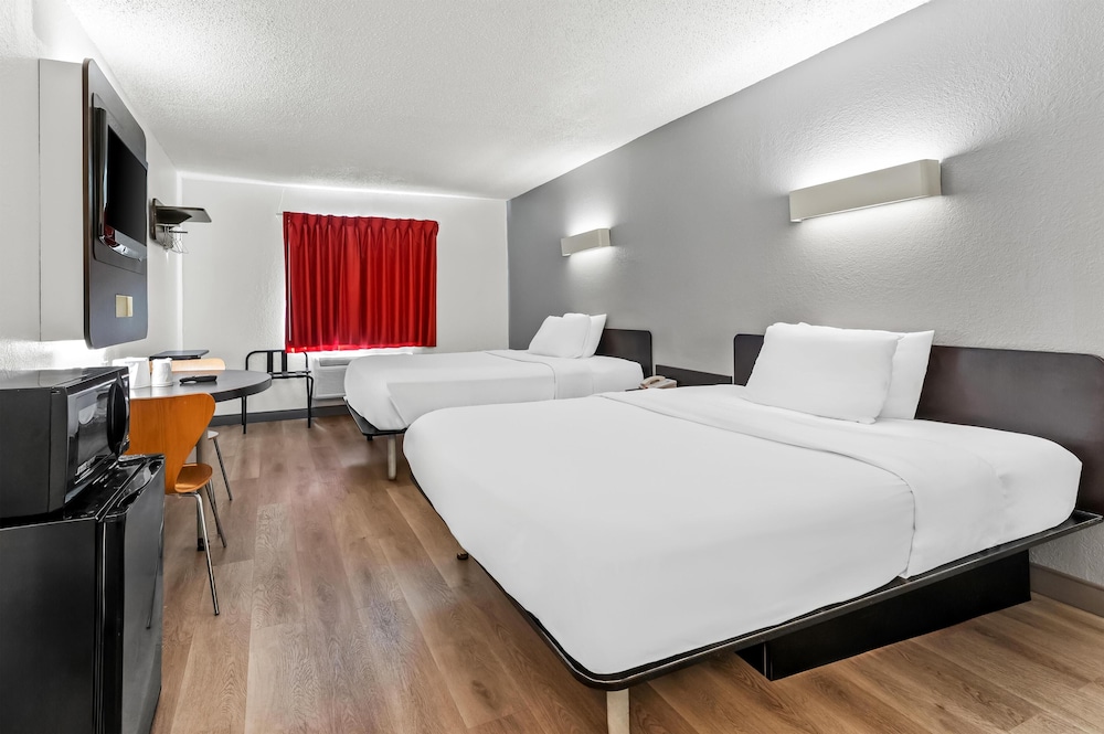 Standard Room, 2 Queen Beds, Non Smoking, Kitchenette photo 2