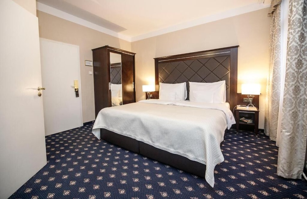 Deluxe double room with 1 extra - Photo 4