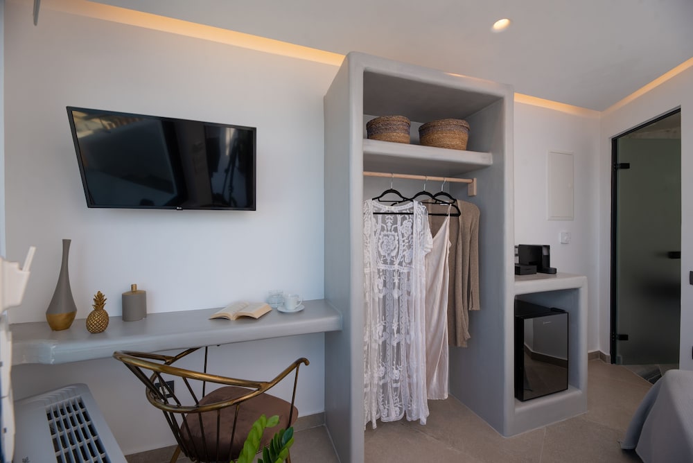 Junior Suite, Jetted Tub, Sea View