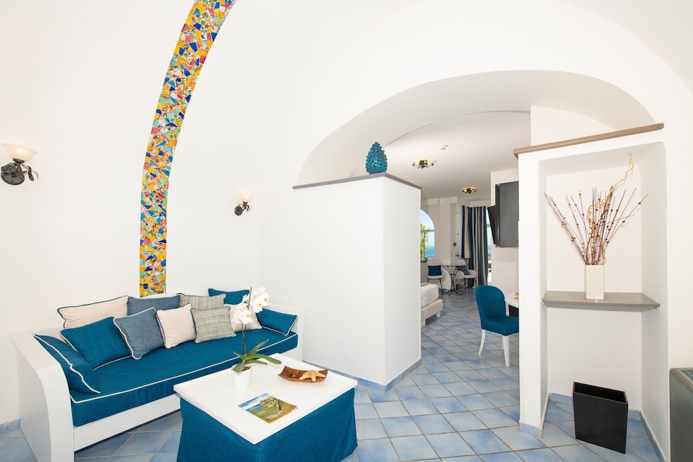 Executive Room, Sea View - Photo 27