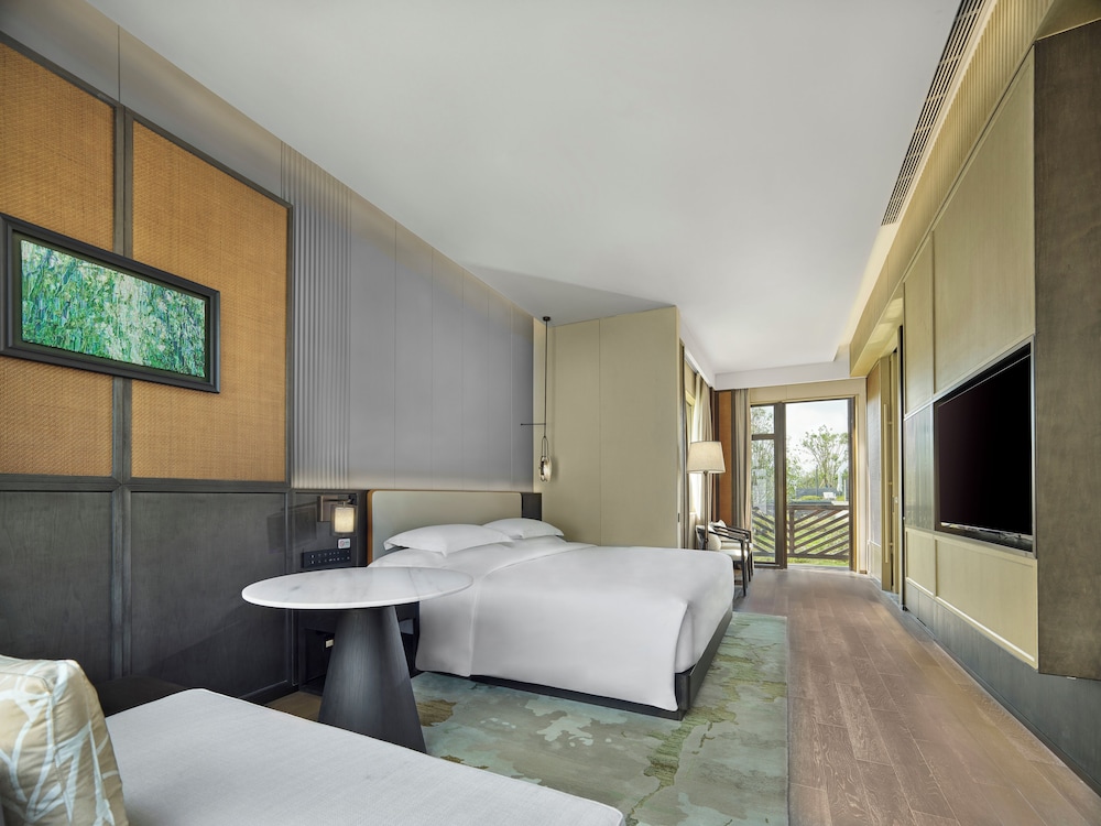 Suite, Lake View (Ting Hu) photo 1