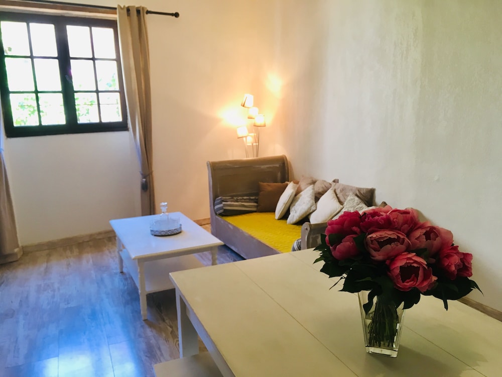 Comfort Duplex, 2 Bedrooms (Gite) photo 2