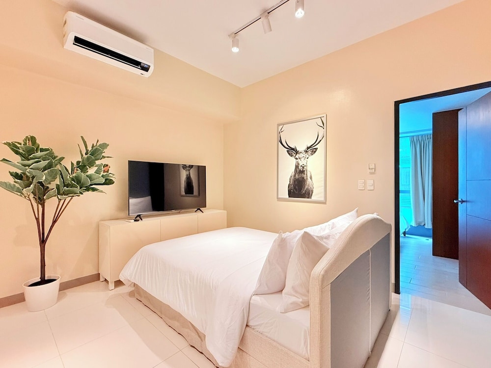 Economy Condo, City View photo 1