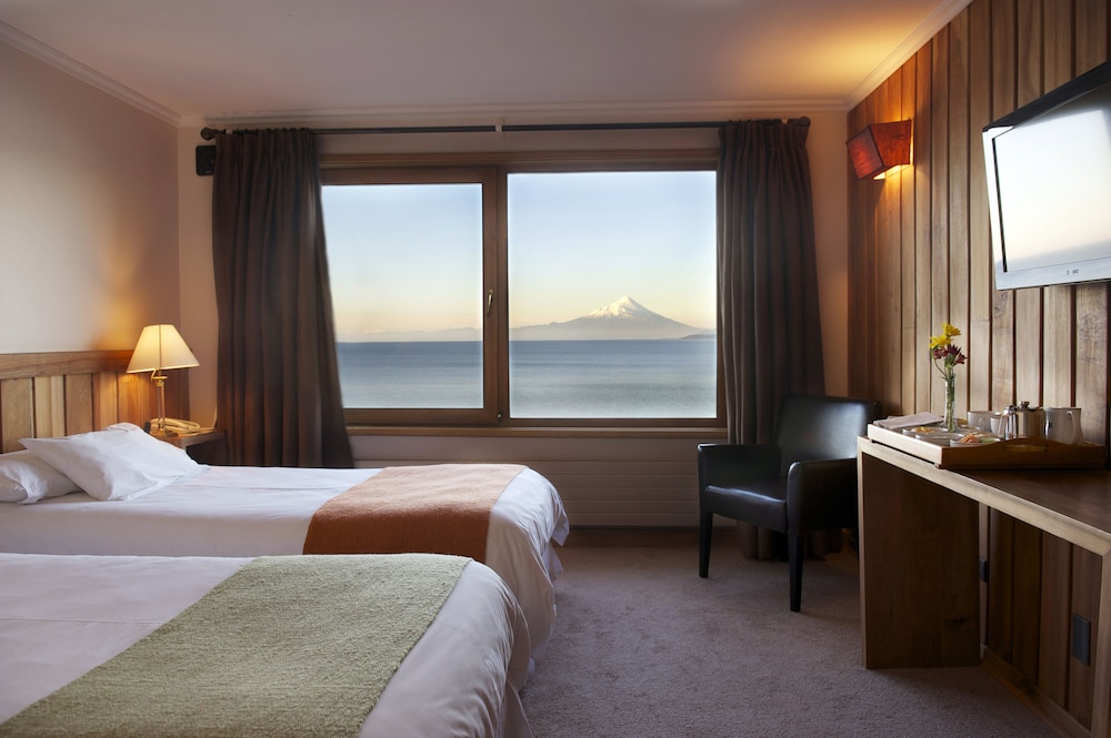 Standard Double Room, 2 Twin Beds, Lake View - Photo 2
