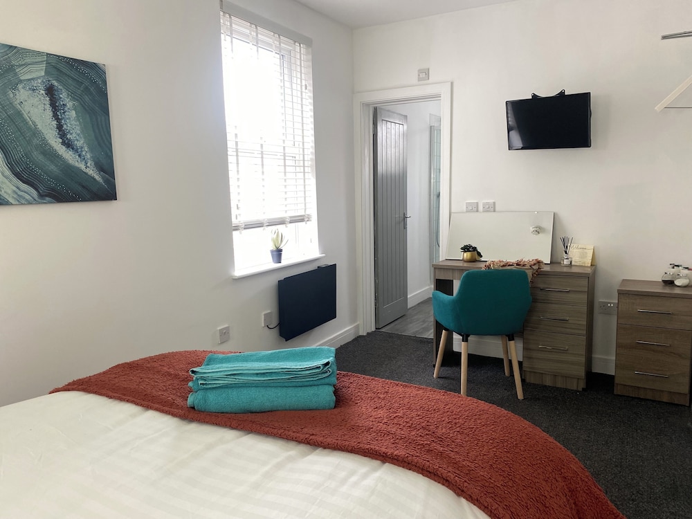Standard Double Room, 1 Double Bed, Non Smoking, Ensuite photo 3