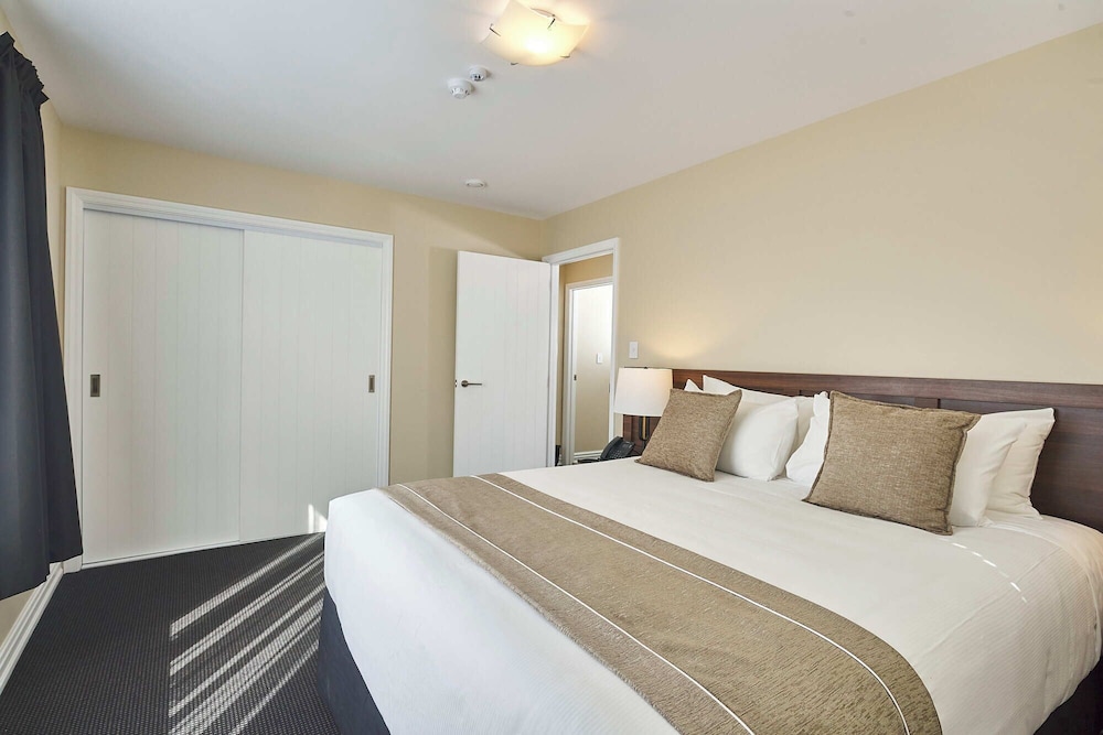Premium Apartment, 2 Bedrooms, Hot Tub, Ground Floor