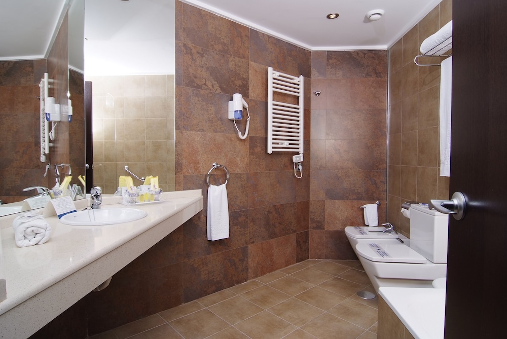 Deluxe Double Room, 1 Bedroom - Photo 6