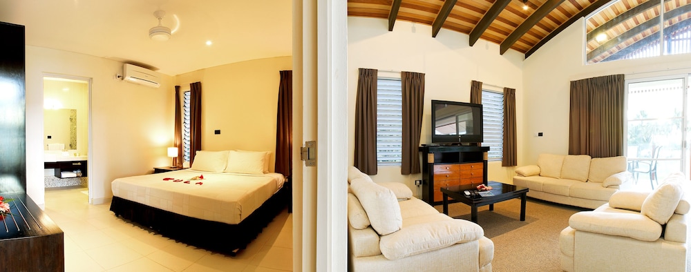 Tropical 3 Bedroom Apartment - Photo 3