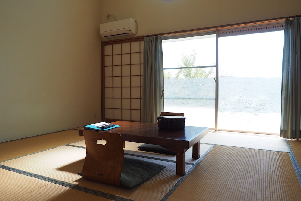 [Annex] Japanese Style Room, Ocean Side, 10 Tatami-mats, with Private Toilet, WiFi, Non Smoking