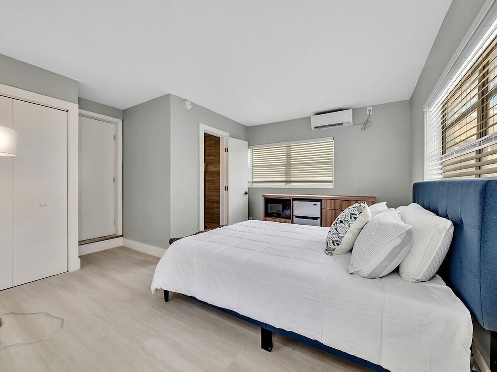 Apartment (0 Bedroom)