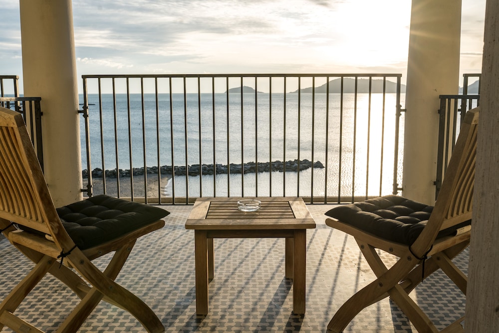 Superior Double Room, Balcony - Photo 3