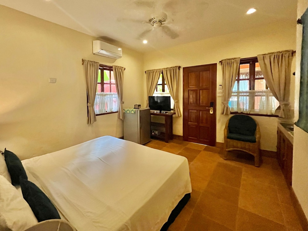Standard Room - Photo 7