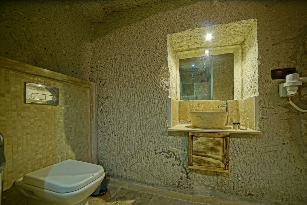 Standard Cave Room - Photo 5