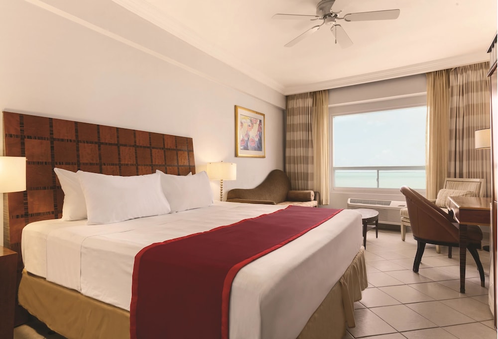 Room, 1 King Bed, Non Smoking - Photo 1