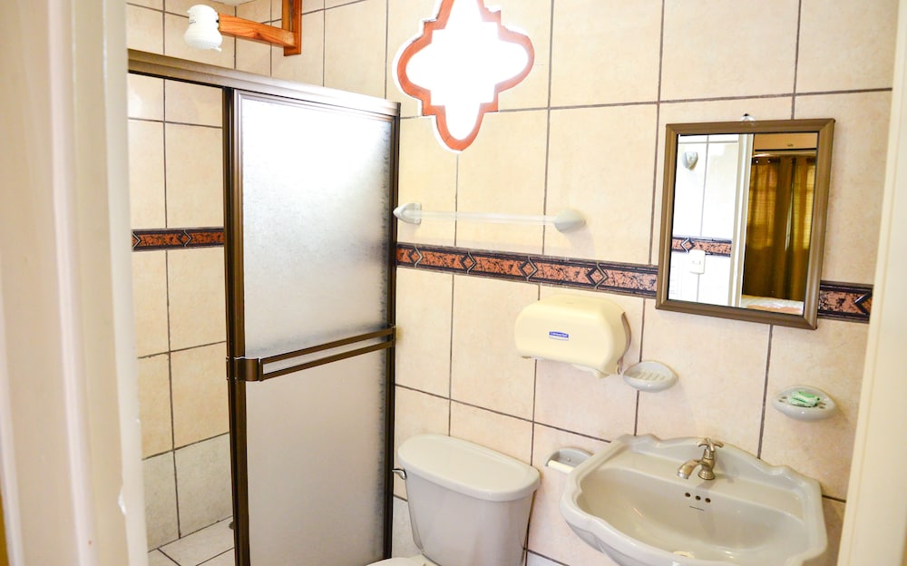 Standard Room photo 2