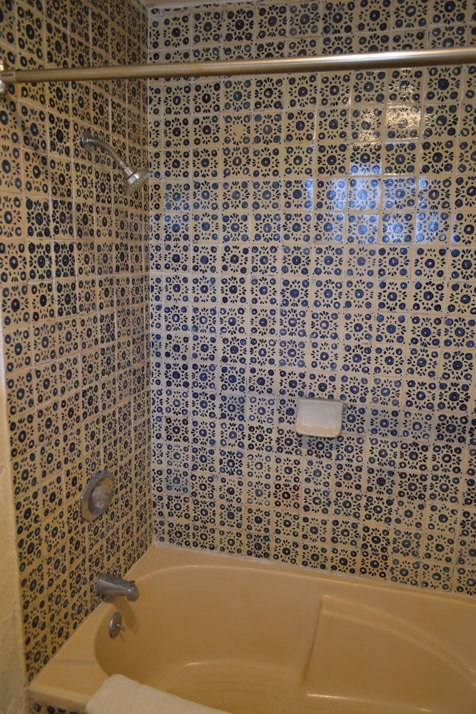Cabin, 1 King Bed, Oceanfront (Ocean Front) photo 2