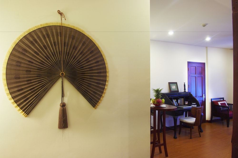 Main Suite photo 2