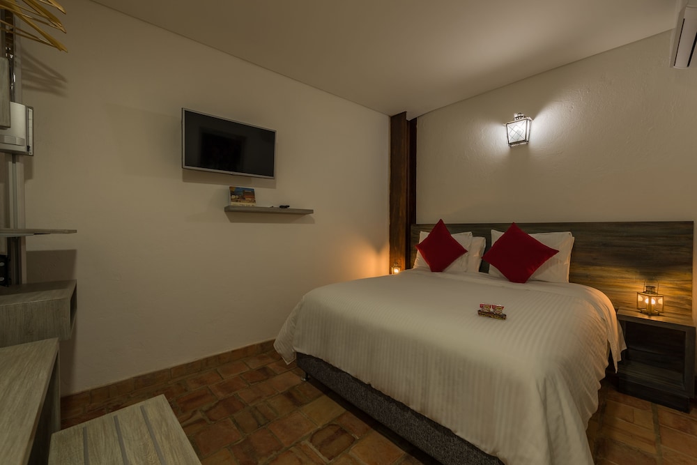 Comfort Double Room, 1 Queen Bed photo 2