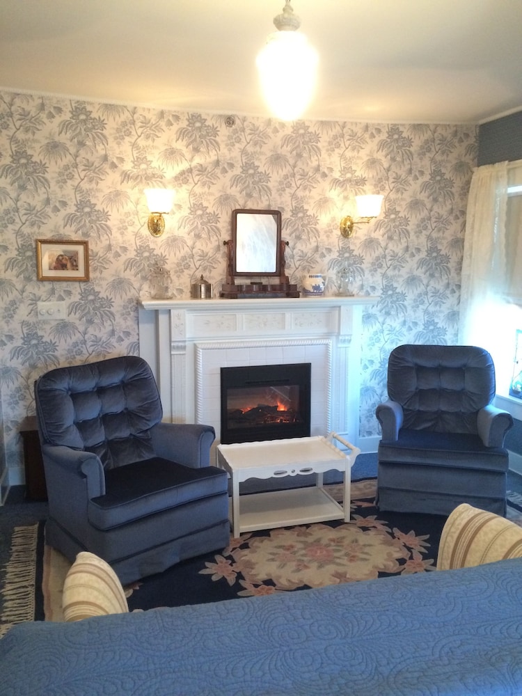Room photo 2